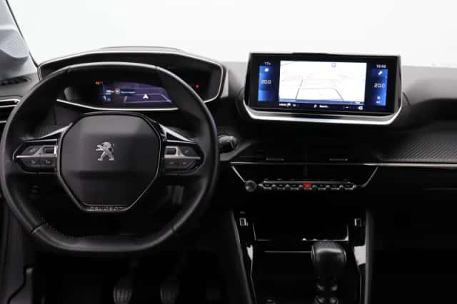 Peugeot 208 (2021) thumbnail 3