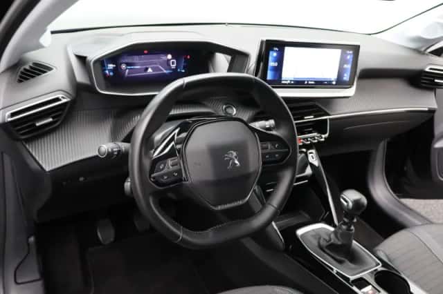 Peugeot 208 (2021) thumbnail 23