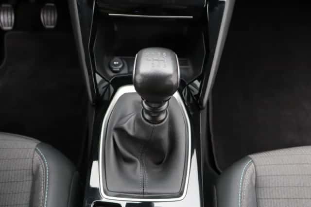 Peugeot 208 (2021) thumbnail 8