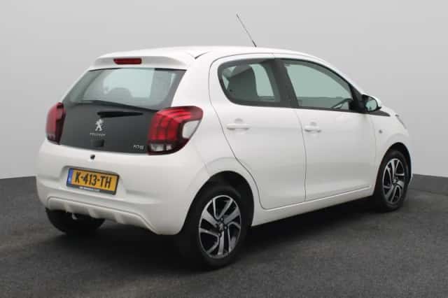 Peugeot 108 (2021) thumbnail 2
