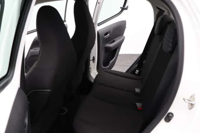 Peugeot 108 (2021) thumbnail 12