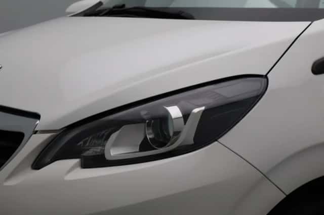 Peugeot 108 (2021) thumbnail 16