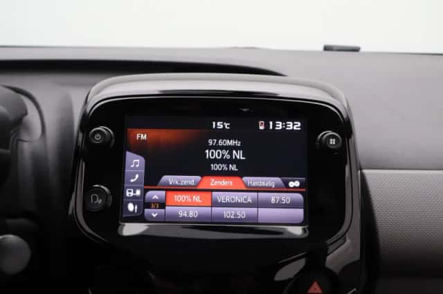 Peugeot 108 (2021) thumbnail 18