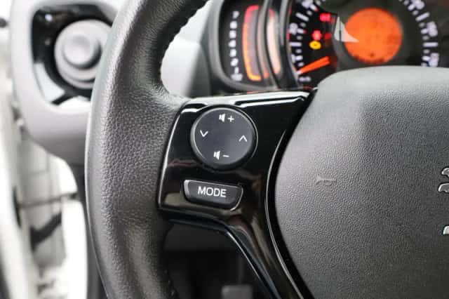 Peugeot 108 (2021) thumbnail 20