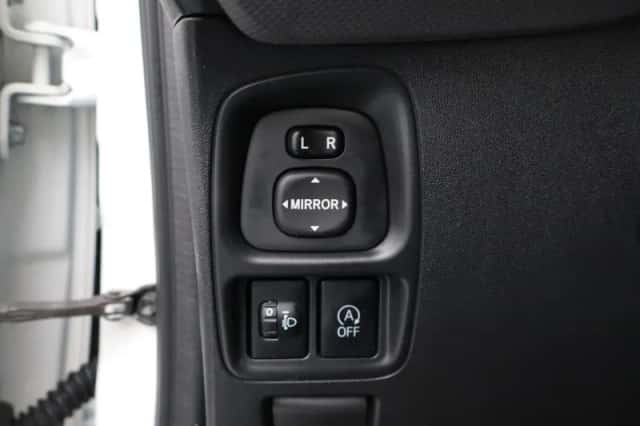 Peugeot 108 (2021) thumbnail 24