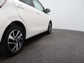 Peugeot 108 (2021) thumbnail 36