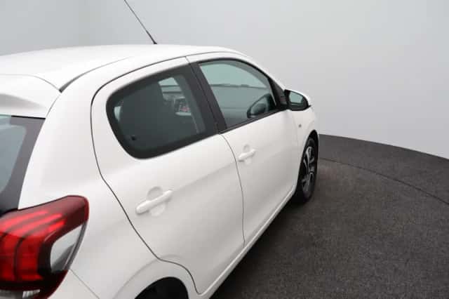 Peugeot 108 (2021) thumbnail 37