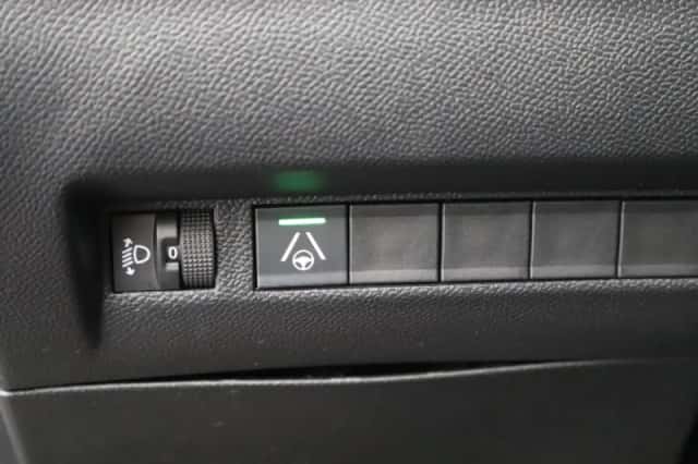 Peugeot 2008 (2025) thumbnail 29