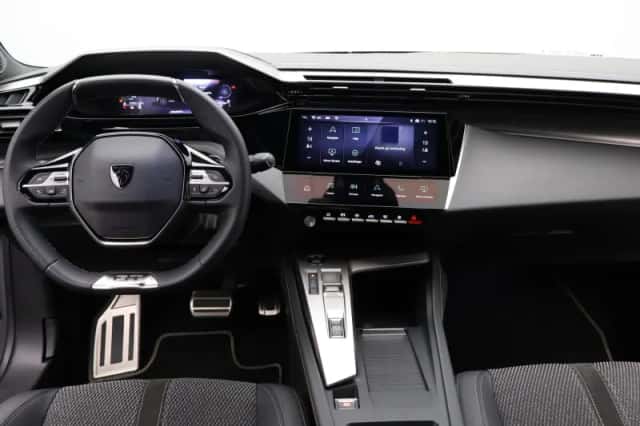 Peugeot 408 (2025) thumbnail 3