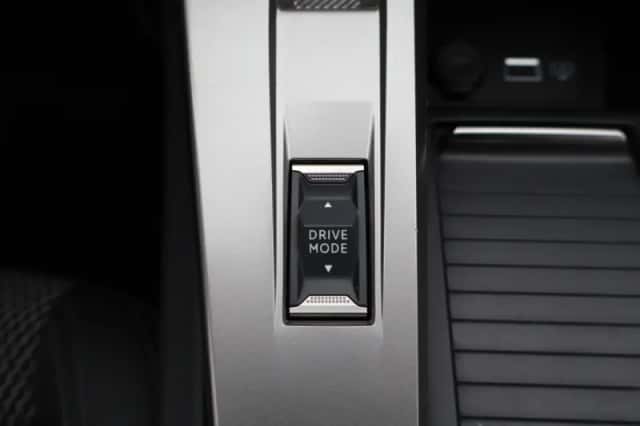 Peugeot 408 (2025) thumbnail 27
