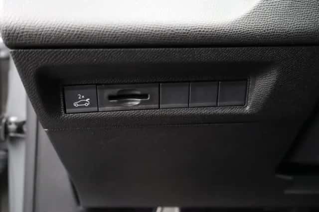 Peugeot 408 (2025) thumbnail 30