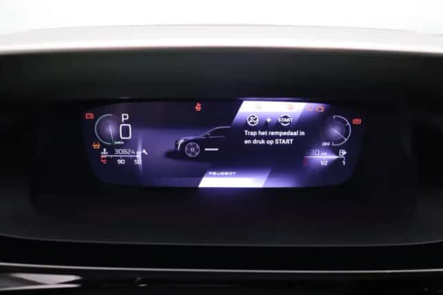 Peugeot 408 (2025) thumbnail 4