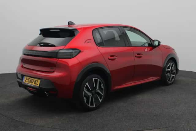 Peugeot 208 (2024) thumbnail 2