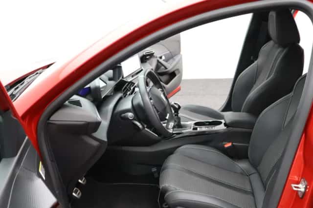 Peugeot 208 (2024) thumbnail 11
