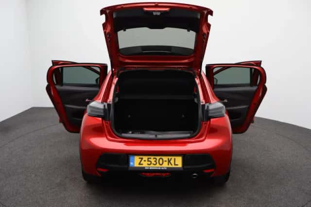 Peugeot 208 (2024) thumbnail 15