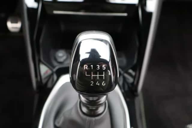 Peugeot 208 (2024) thumbnail 20