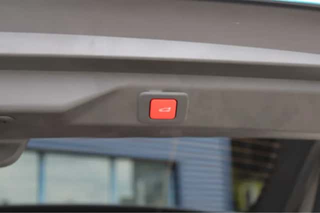 Peugeot e-3008 (2026) thumbnail 6