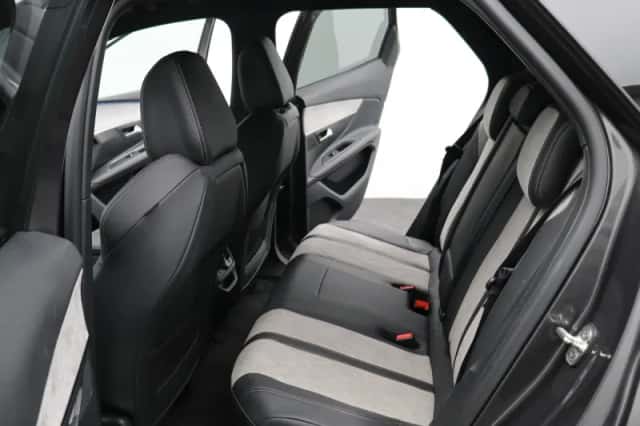 Peugeot 3008 (2020) thumbnail 12