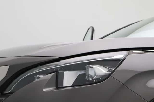 Peugeot 3008 (2020) thumbnail 16