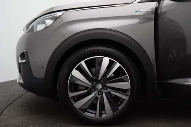 Peugeot 3008 (2020) thumbnail 17