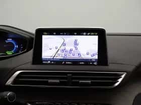 Peugeot 3008 (2020) thumbnail 18
