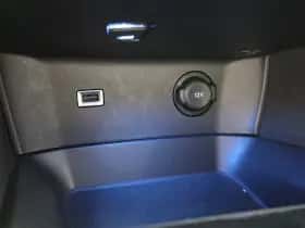 Peugeot 3008 (2020) thumbnail 25