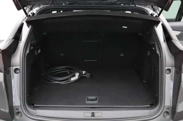 Peugeot 3008 (2020) thumbnail 31