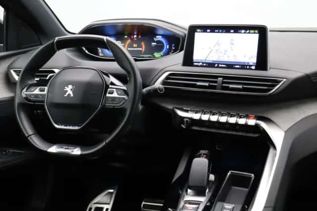 Peugeot 3008 (2020) thumbnail 33