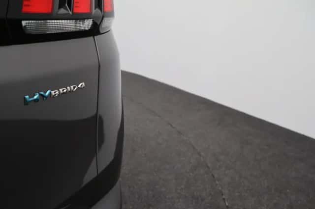 Peugeot 3008 (2020) thumbnail 41