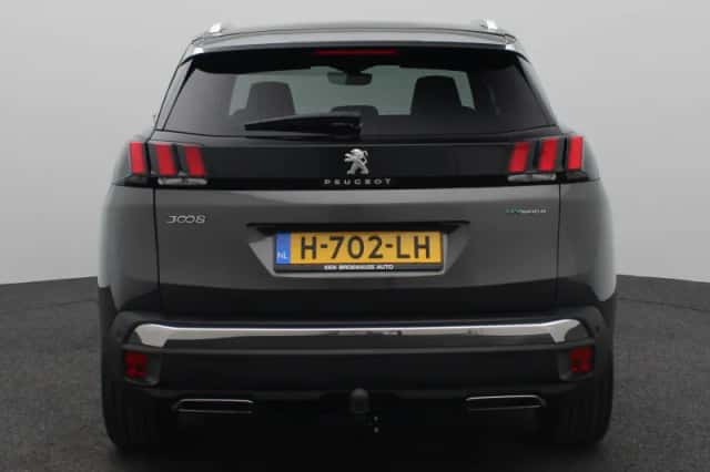 Peugeot 3008 (2020) thumbnail 6