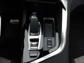Peugeot 3008 (2020) thumbnail 8
