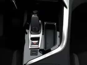 Peugeot 3008 (2020) thumbnail 8