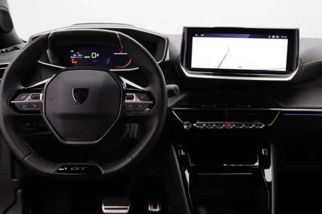 Peugeot e-2008 (2024) thumbnail 3