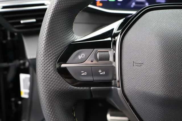 Peugeot e-2008 (2024) thumbnail 21