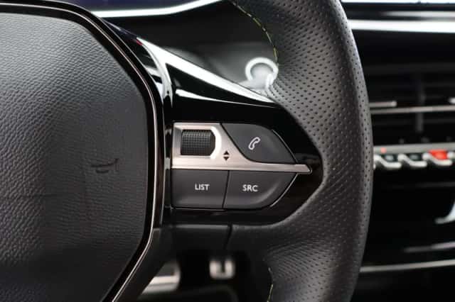 Peugeot e-2008 (2024) thumbnail 22