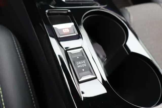 Peugeot e-2008 (2024) thumbnail 26