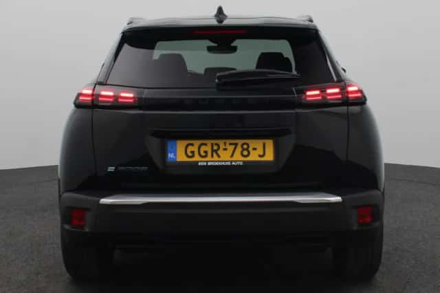 Peugeot e-2008 (2024) thumbnail 6