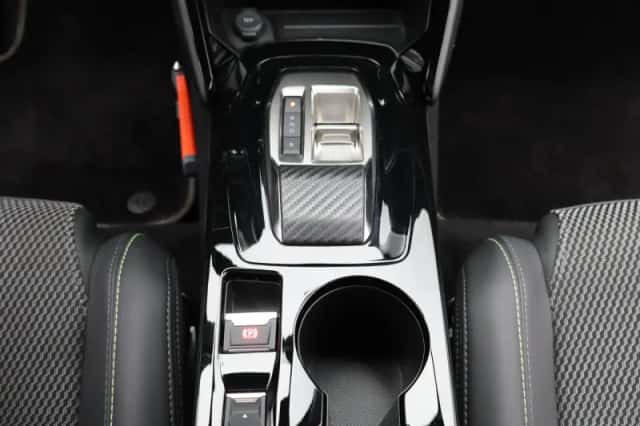 Peugeot e-2008 (2024) thumbnail 7