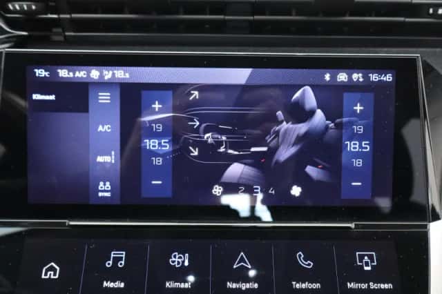 Peugeot 408 (2025) thumbnail 25