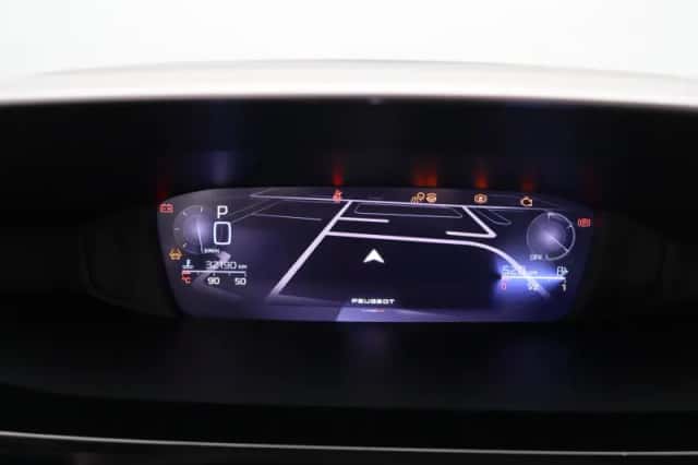 Peugeot 408 (2025) thumbnail 4