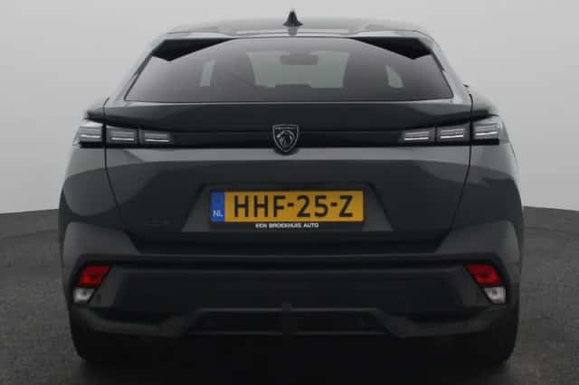 Peugeot 408 (2025) thumbnail 6