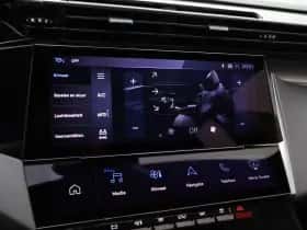 Peugeot 308 (2022) thumbnail 23
