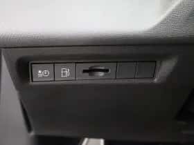 Peugeot 308 (2022) thumbnail 26