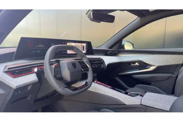Peugeot e-3008 (2026) thumbnail 2
