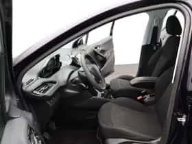 Peugeot 208 (2019) thumbnail 11