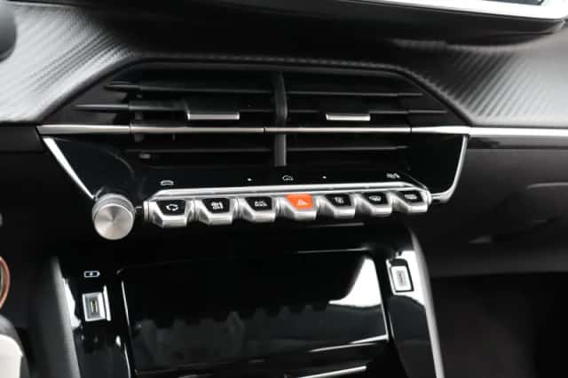 Peugeot 208 (2025) thumbnail 22