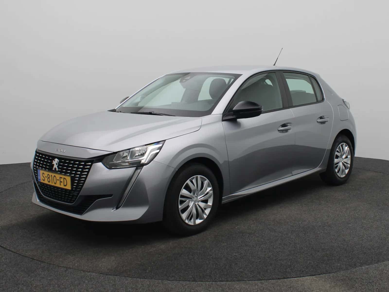 Peugeot 208 (2023) — foto 1