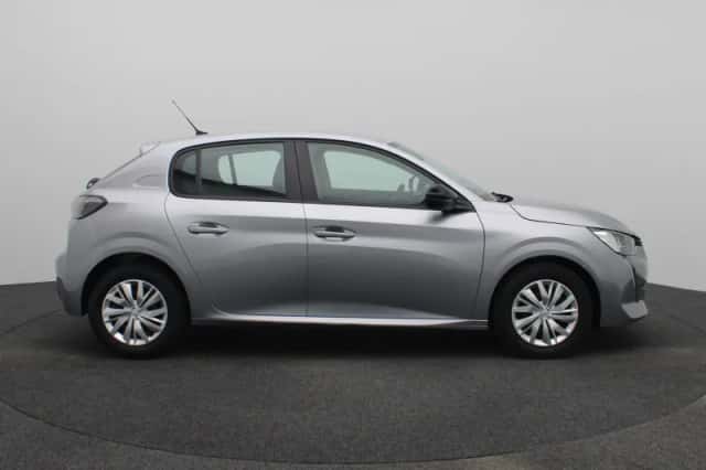Peugeot 208 (2023) thumbnail 14
