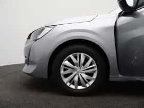 Peugeot 208 (2023) thumbnail 17