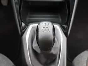 Peugeot 208 (2023) thumbnail 19